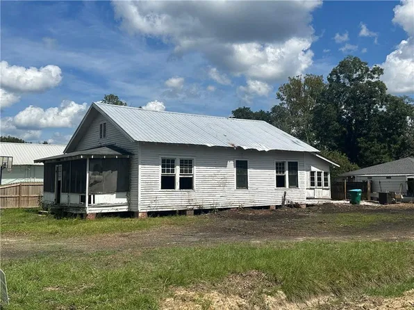 310 N 6th St, Ponchatoula, LA 70454