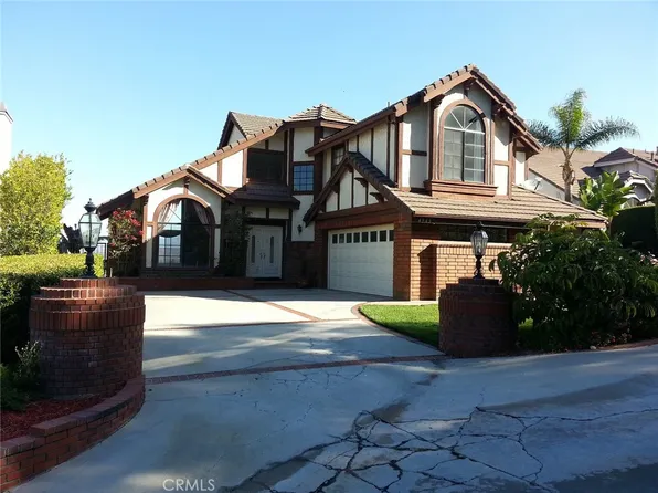 4945 E Westfield Ct, Anaheim, CA 92807