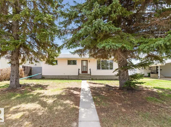 10103 104th Ave, Morinville, AB T8R 1A8