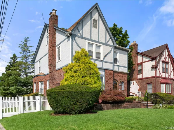 381 Woodmere Boulevard, Woodmere, NY 11598