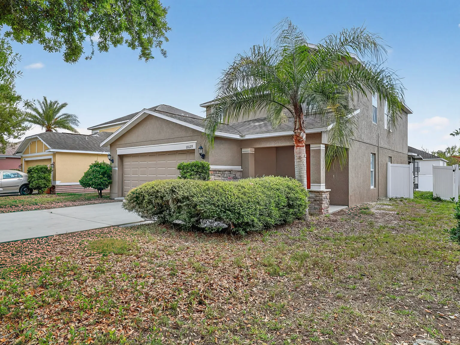 4 bed, 2.5 bath, 2190 sqft, $3,575 — Photo 2