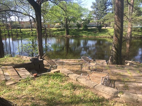 3rd image of 329 Wilkerson Dr