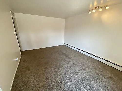 1245 E Vine St #3 — Photo 6