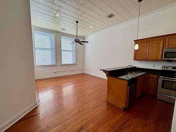 5th image of 1204 Broad St APT 4