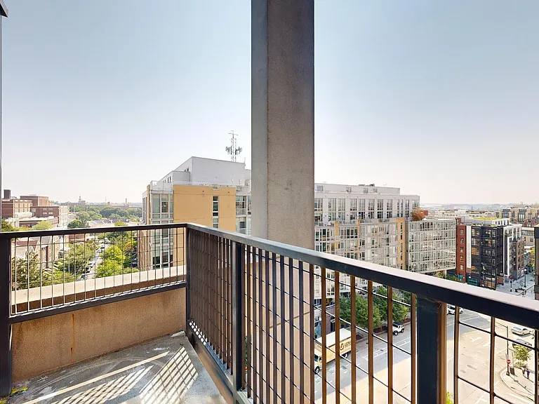 Capitol View on 14th — Photo 81
