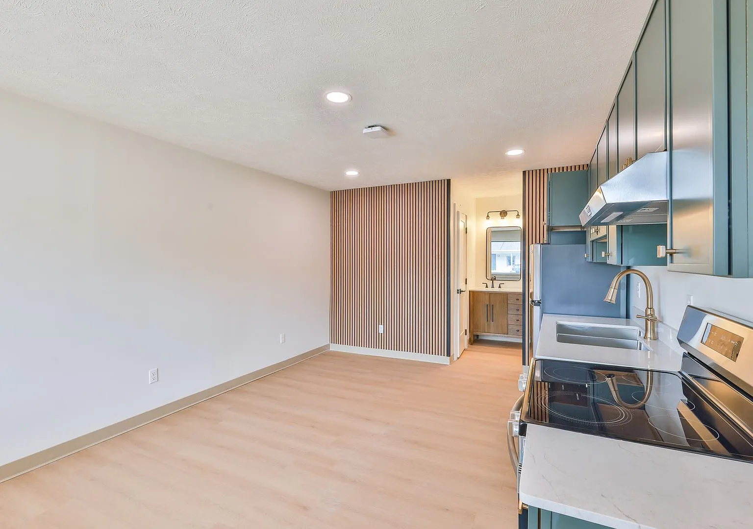 The Haven | All Utilities Included — Photo 4