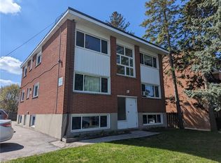 351 Hoffman St, Kitchener, ON N2M 3N5