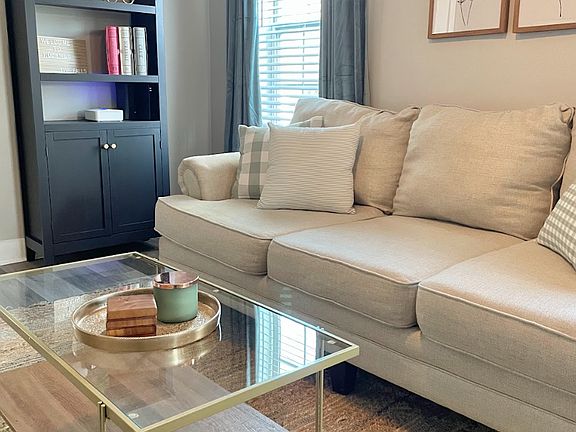 4th image of 1003 W Harrison Ave #4
