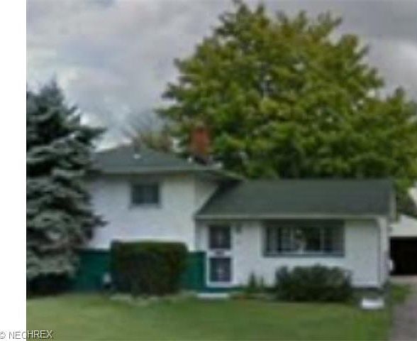 1st image of 5561 Vickie Ln