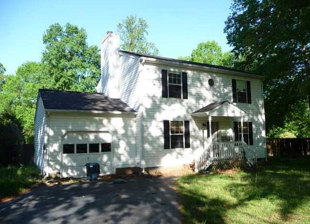 2nd image of 8198 Lord Fairfax Cir