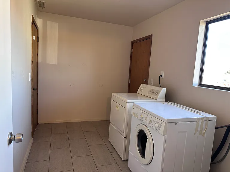 3201 N Castle Dr — Photo 12