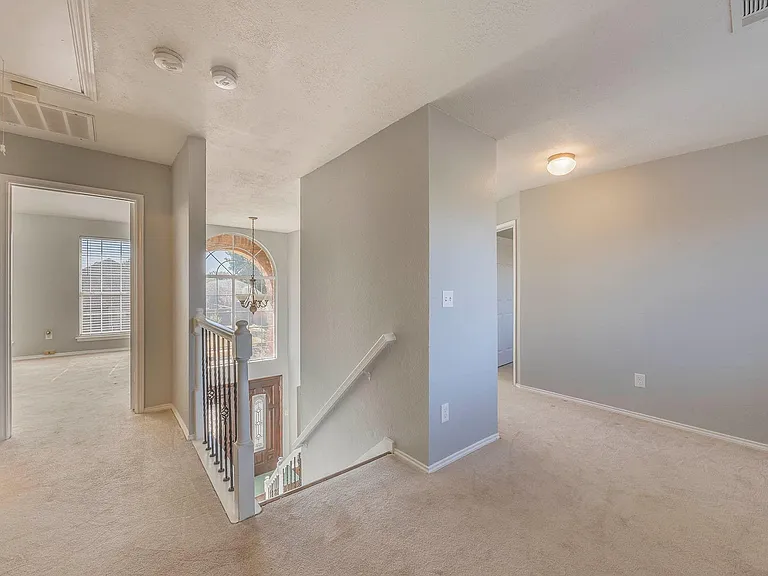2705 Trophy Dr — Photo 25