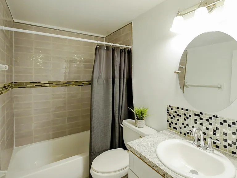 Sugarcreek Dr — Photo 10