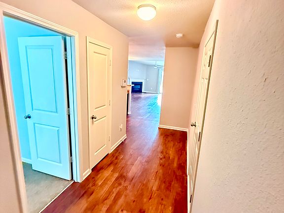 2nd image of 842 Chariot Way