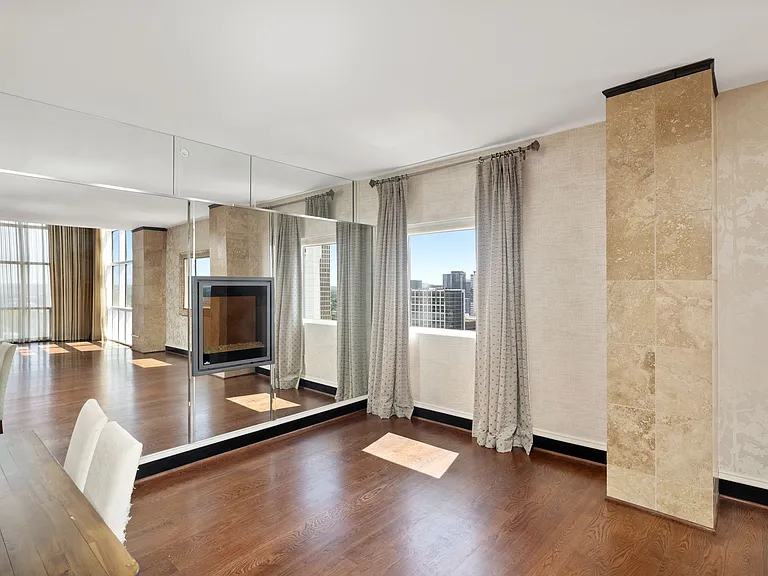 555 Church St #2300 — Photo 17