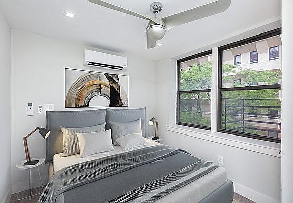 4th image of 442 E 78th St APT 4B
