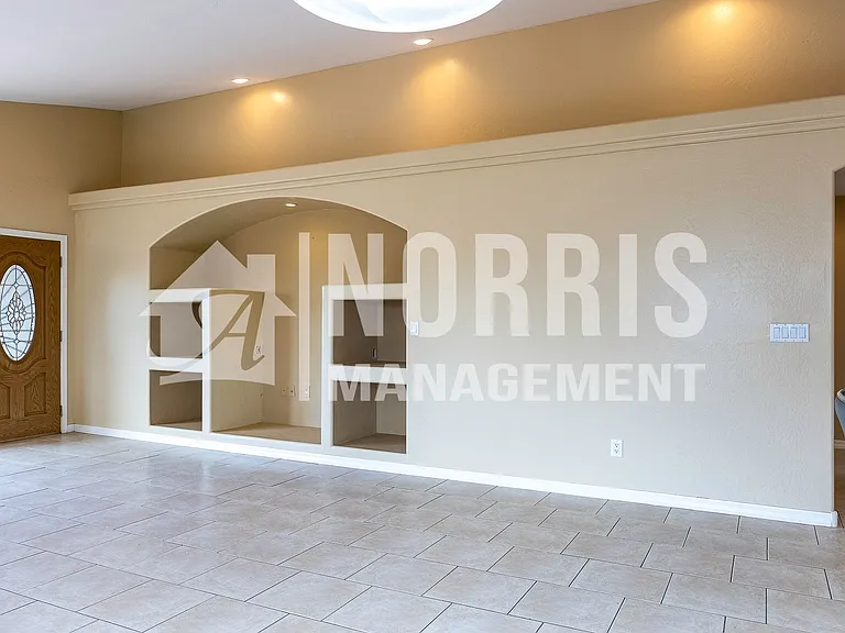 10307 W Midnight Dr — Photo 8
