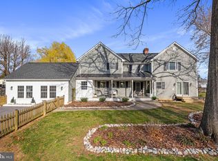 100 S 14th St, Purcellville, VA