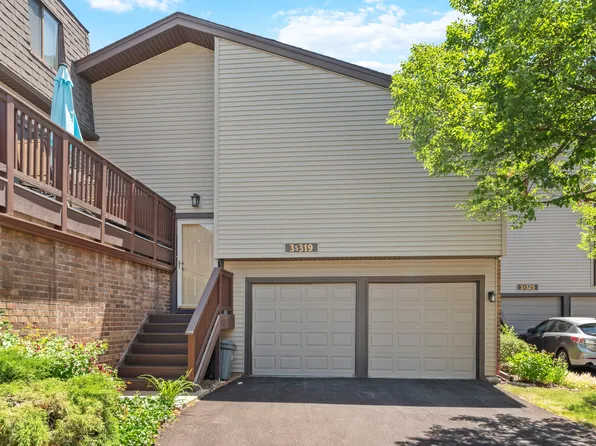 3S319 Briarwood Dr, Warrenville, IL 60555
