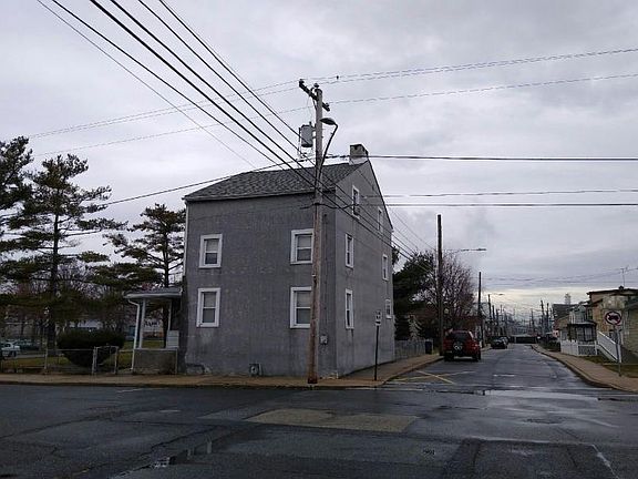 2nd image of 198 Market St
