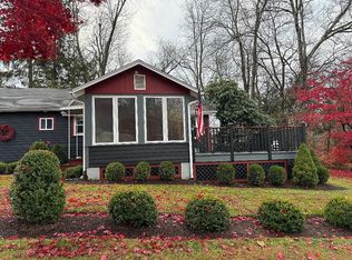 3 Camden Rd, Brewster, NY 10509