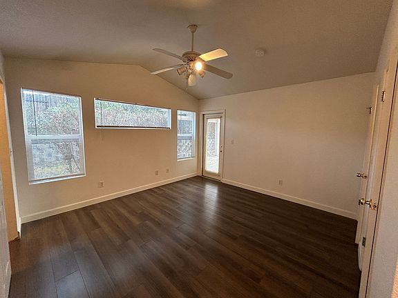 5th image of 8467 Heritage Hill Dr