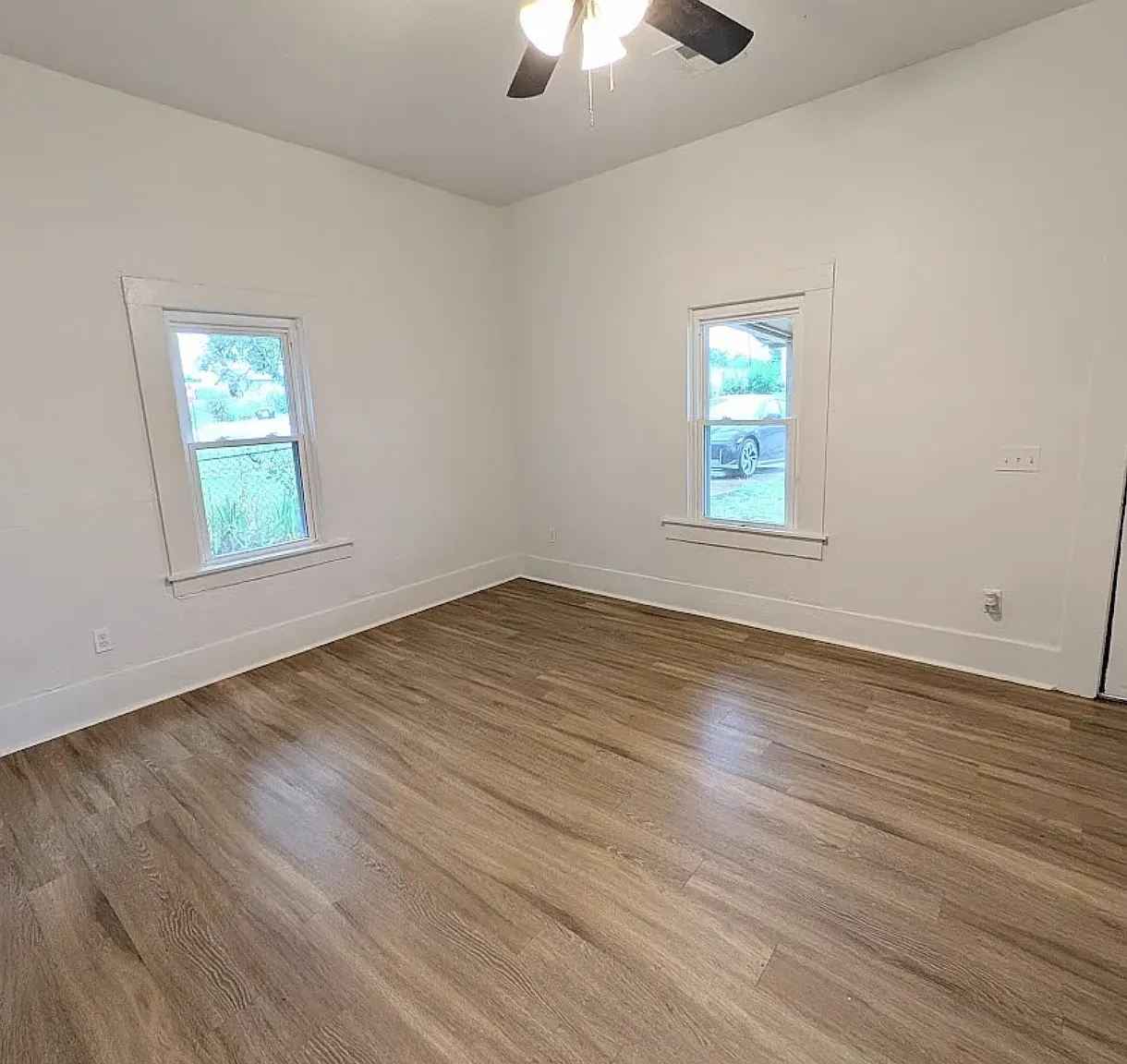 3 bed, 968 sqft, $1,150 — Photo 3