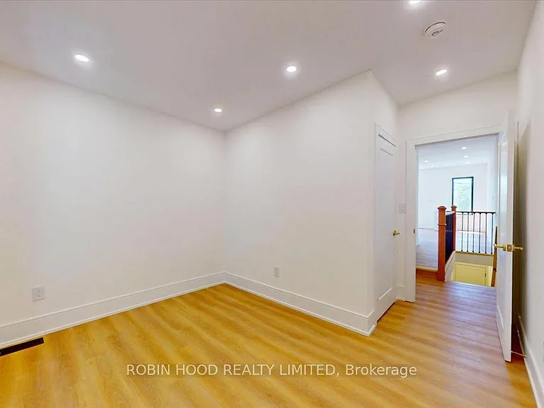 239 Christie St #2 — Photo 10