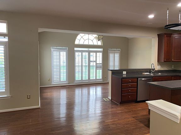 4th image of 14117 Snickersville Dr