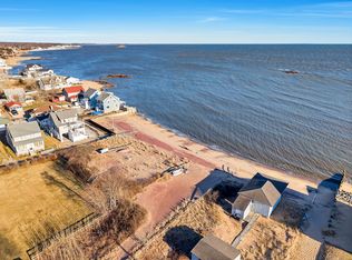 71 Beach Ave, Madison, CT 06443