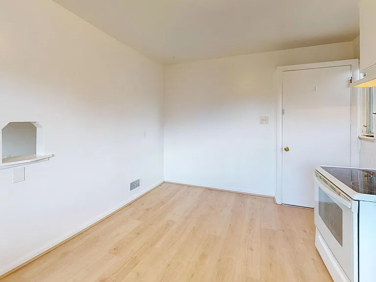 1326 S Sherman St #1 — Photo 16