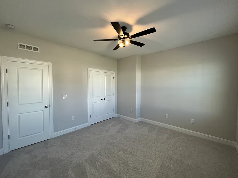 140 Edge Of Auburn Blvd — Photo 11