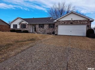 4717 Harrison St, Quincy, IL 62305