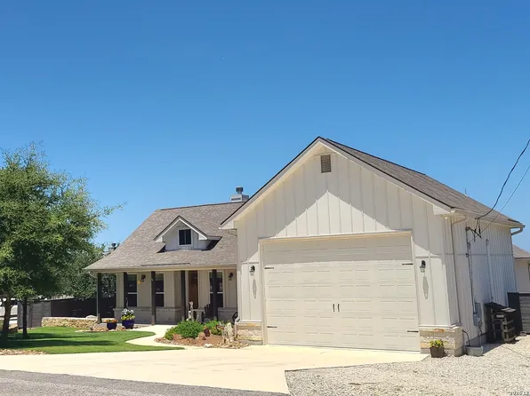 149 Primrose Path, Canyon Lake, TX 78133