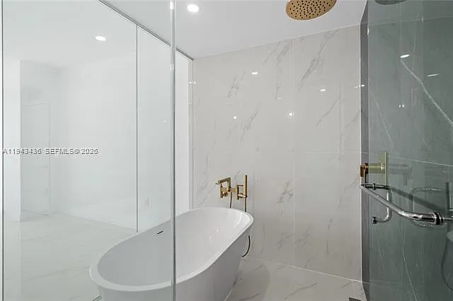 700 NE 24th St #3204 — Photo 14