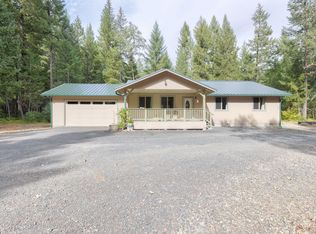 7214 Rockydale Rd, Cave Junction, OR 97523