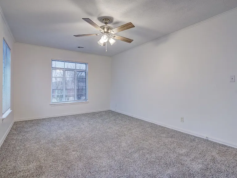 2701 NW 48th St — Photo 53