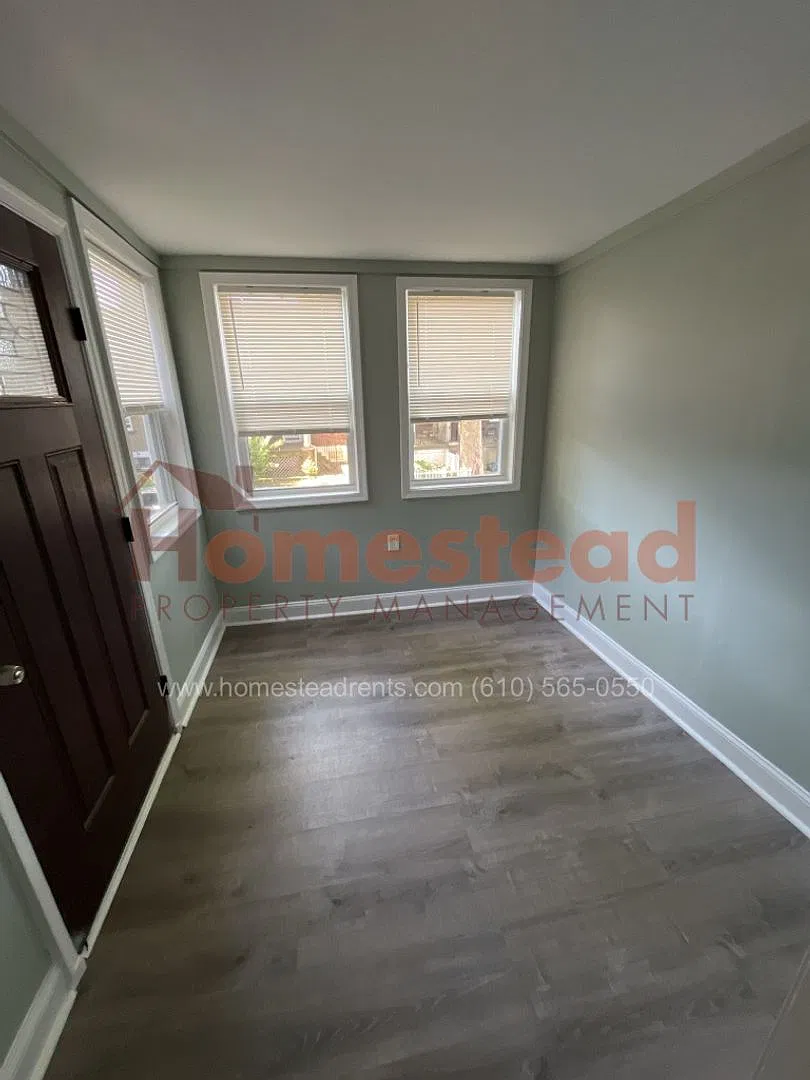 2 Bedroom Home in Upper Darby! — Photo 3