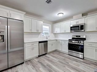43 Philip Ave #2, Elmwood Park, NJ 07407