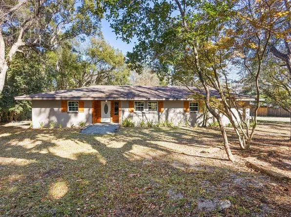 1385 W Taylor Rd, Deland, FL 32720