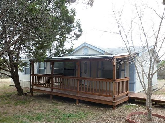 2nd image of 205 W Lakeshore Dr