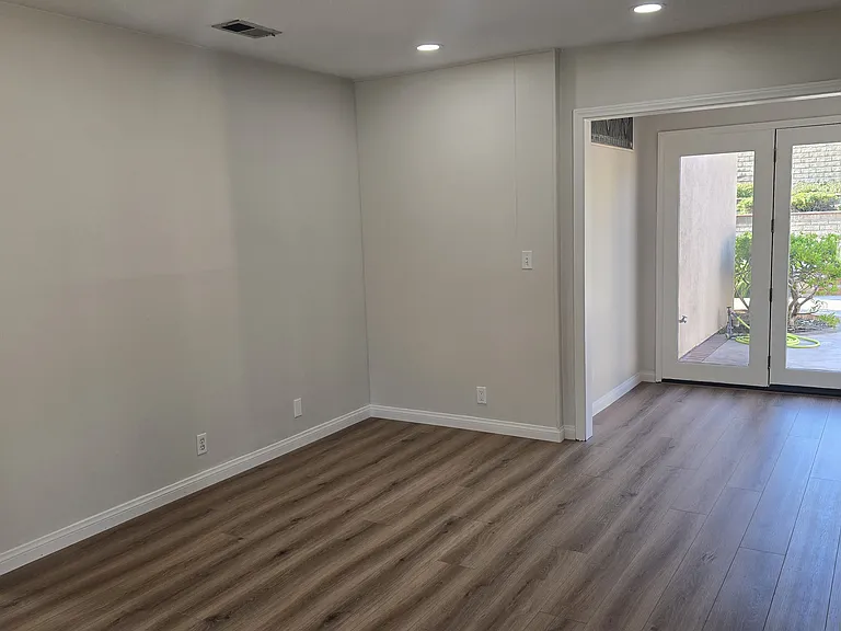 3105 Lodgewood St — Photo 108