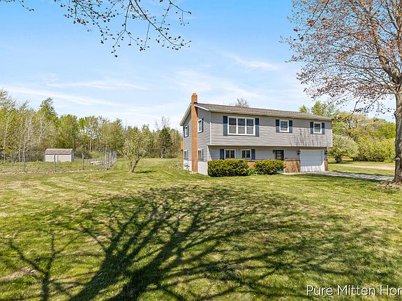 2nd image of 3350 Sweeter Rd