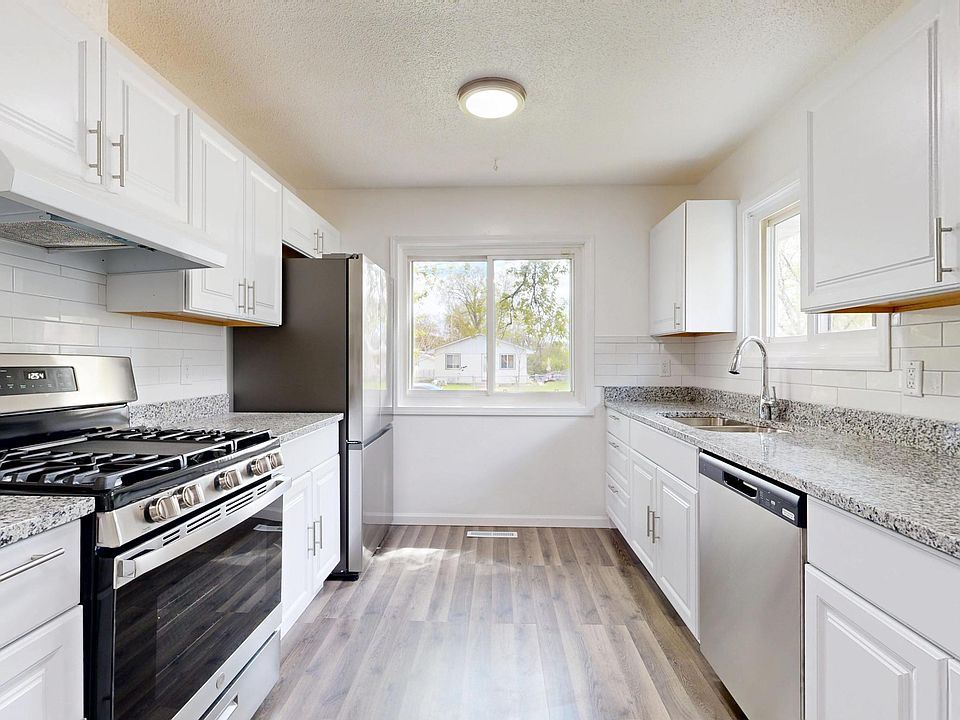 1st image of 1413 Park St