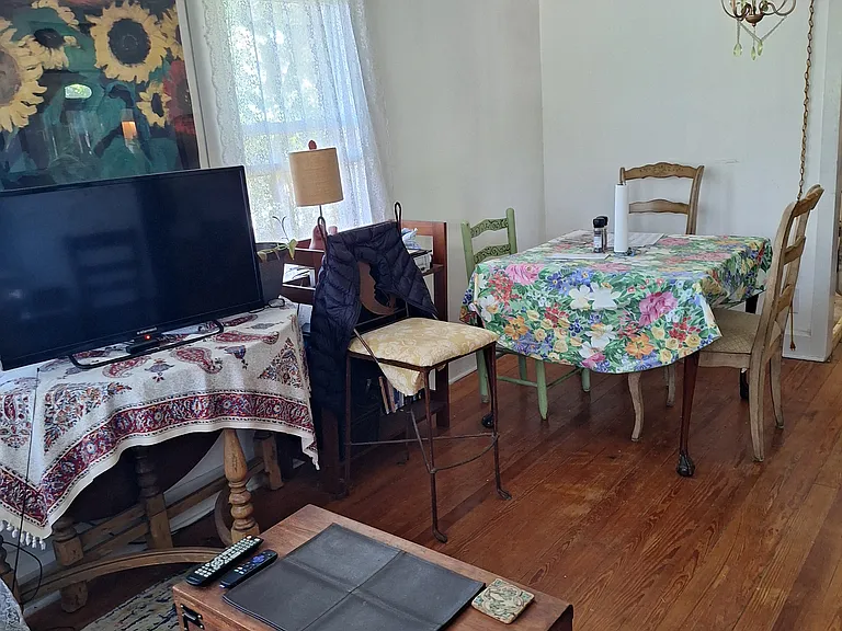 1204 N Madison St — Photo 12