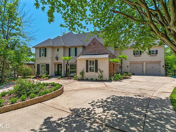 2nd image of 11040 Belle Rose Cir