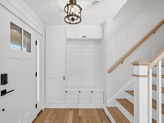 4th image of 58 Old Chatham Road