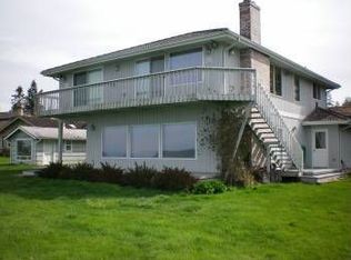 1427 Arrowhead Rd, Camano Island, WA 98282