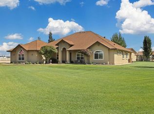 9150 E Underwood Rd, Acampo, CA 95220