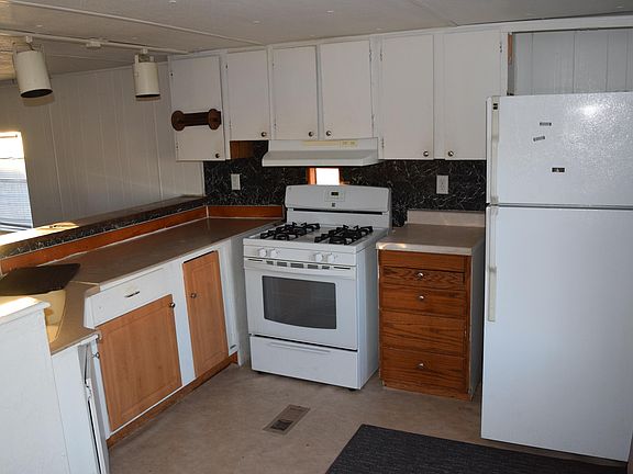 5th image of 1325 Goodwin Dr